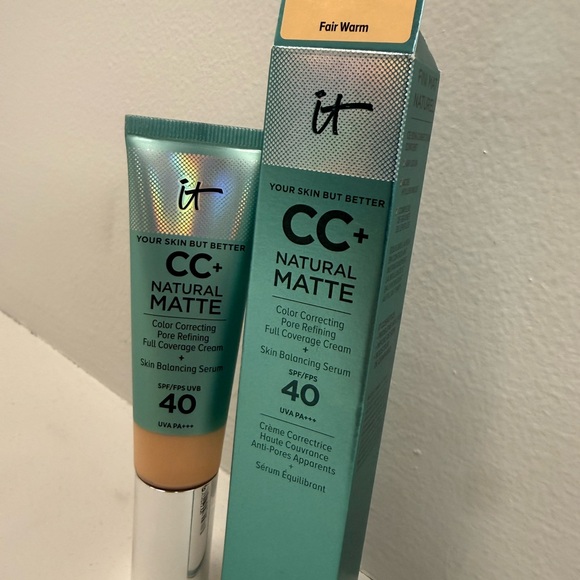 it cosmetics Other - IT Cosmetics CC+ Natural Matte Foundation - Fair Warm

NIB